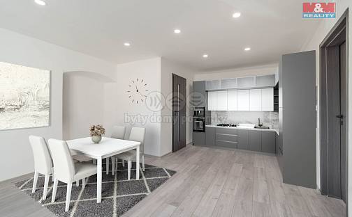 Prodej bytu 3+kk 70 m², Náměstí 9. května, Klobuky, okres Kladno