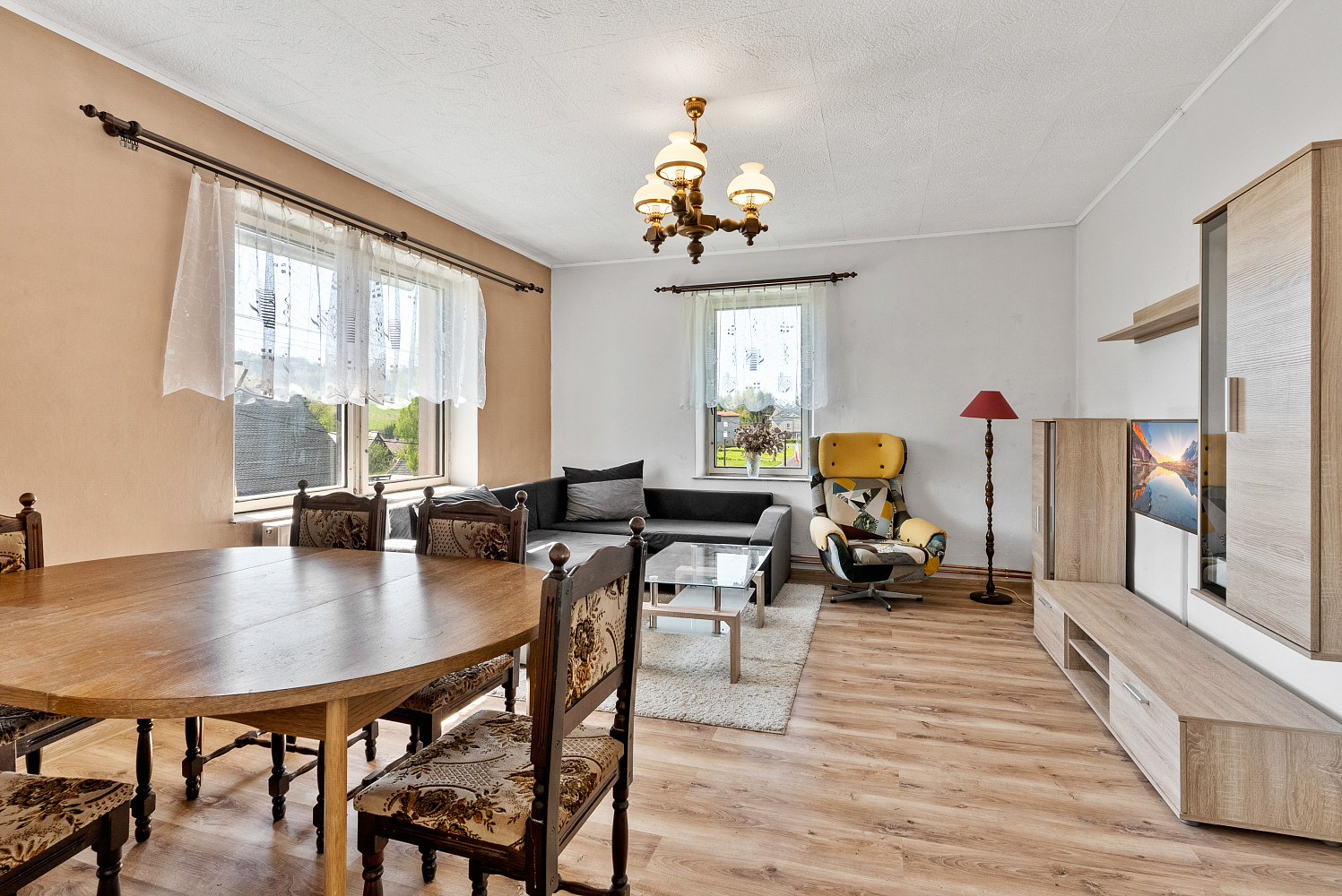 Prodej domu 90 m² s pozemkem 940 m² — photo 2