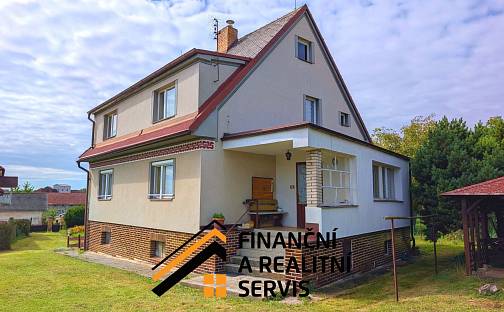 Prodej domu 221 m² s pozemkem 2 700 m², Semčice, okres Mladá Boleslav