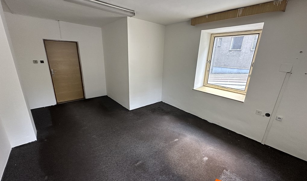 Prodej nájemního domu, činžáku 2 200 m², Opava – náhled fotky 4
