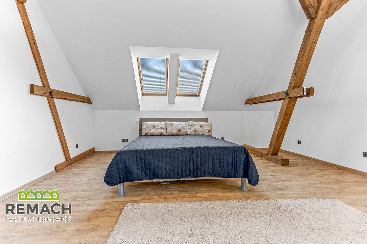 Pronájem bytu atypického 120 m² – fotografie 5