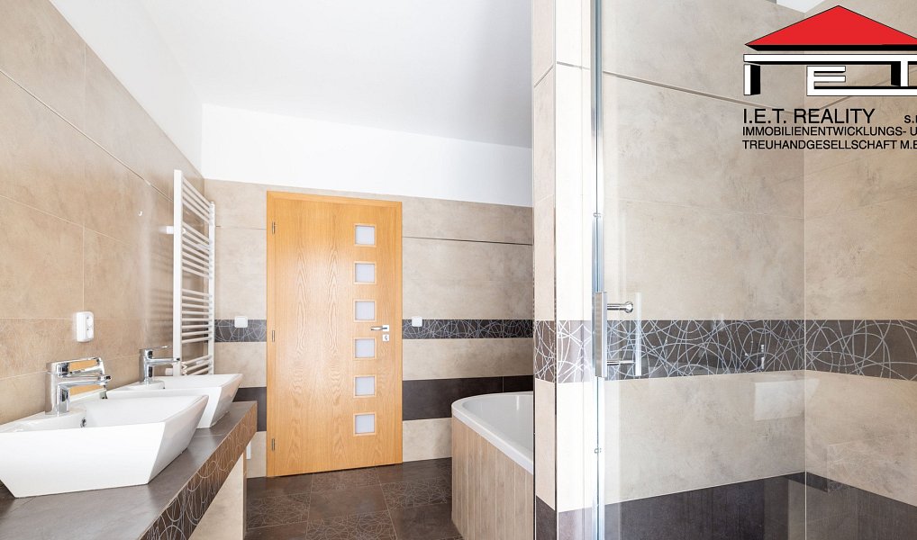 Prodej domu 326 m² s pozemkem 2 960 m², Židlochovice – náhled fotky 22