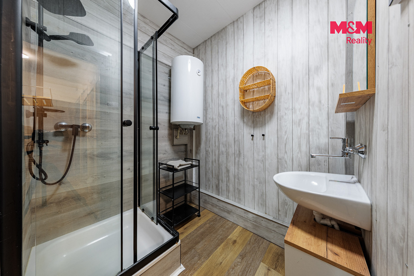 Prodej domu 180 m² s pozemkem 588 m² — photo 3