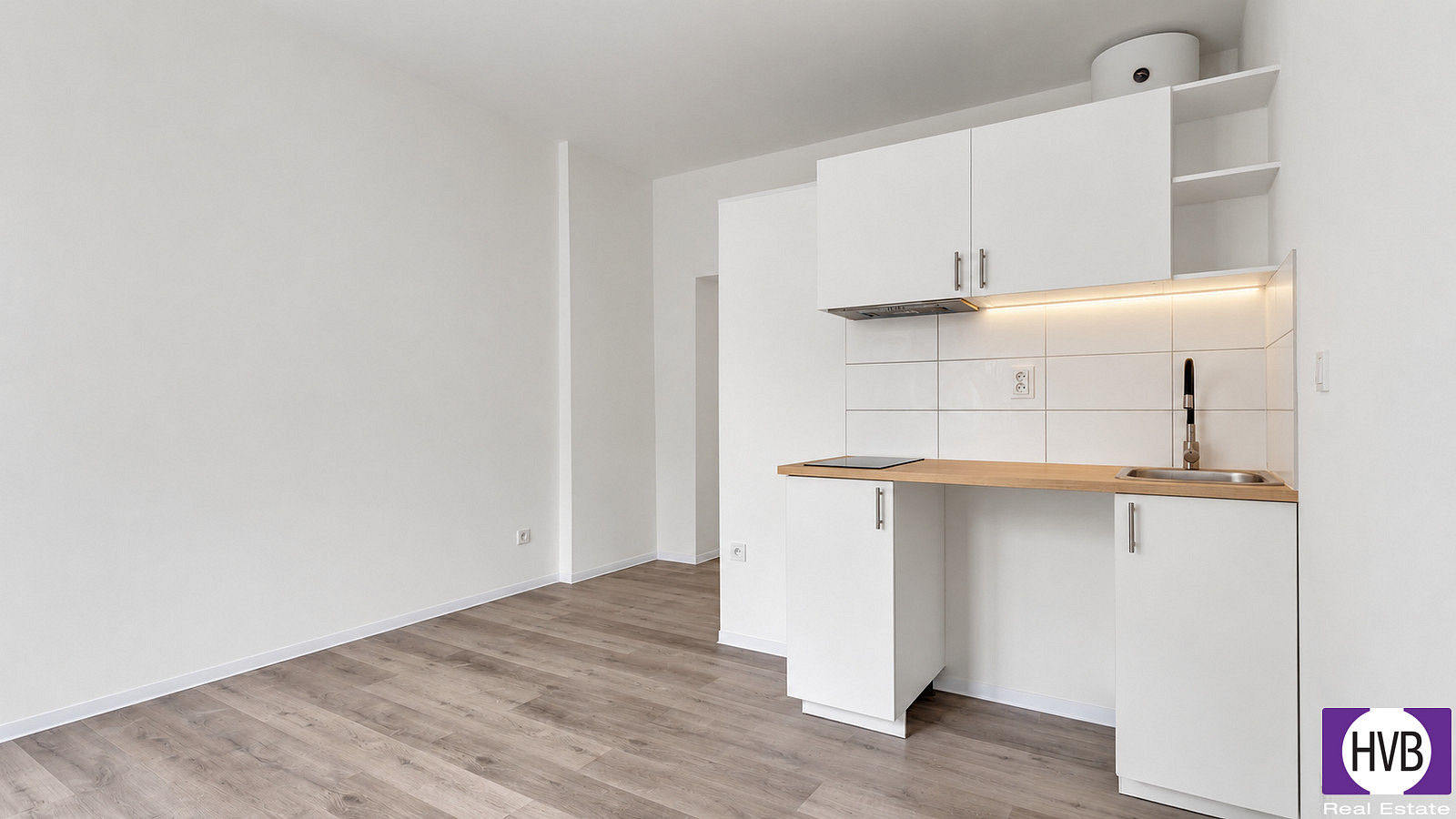 Prodej bytu 1+kk 18 m² – fotografie 4