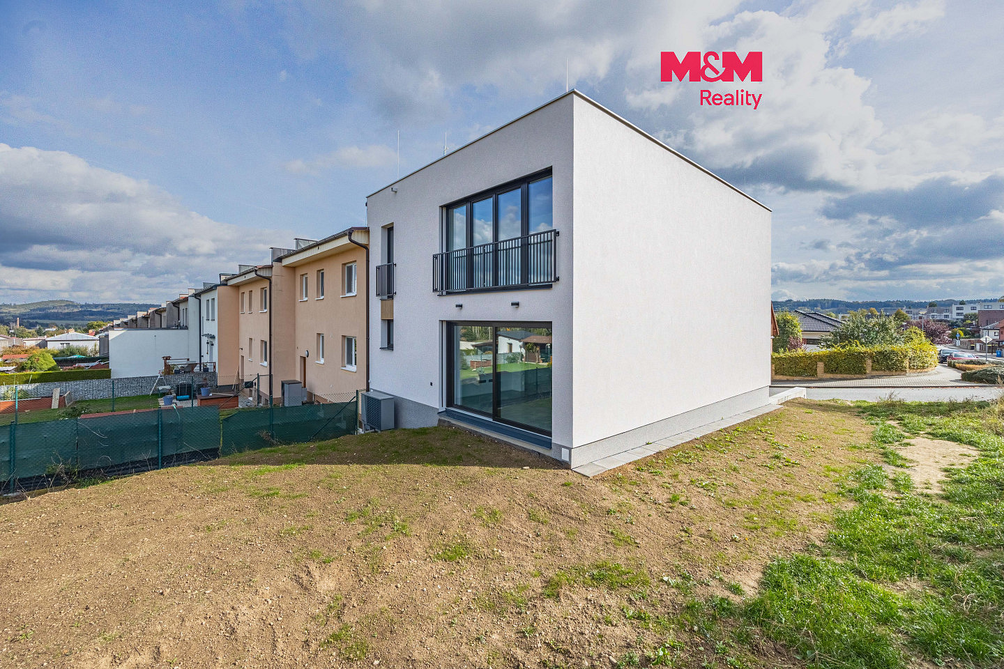 Prodej domu 212 m² s pozemkem 382 m²