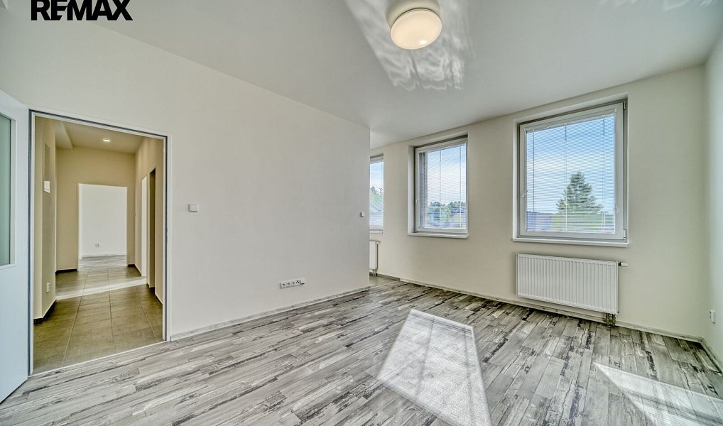 Pronájem bytu 3+kk 58 m², Chlumec nad Cidlinou – náhled fotky 4