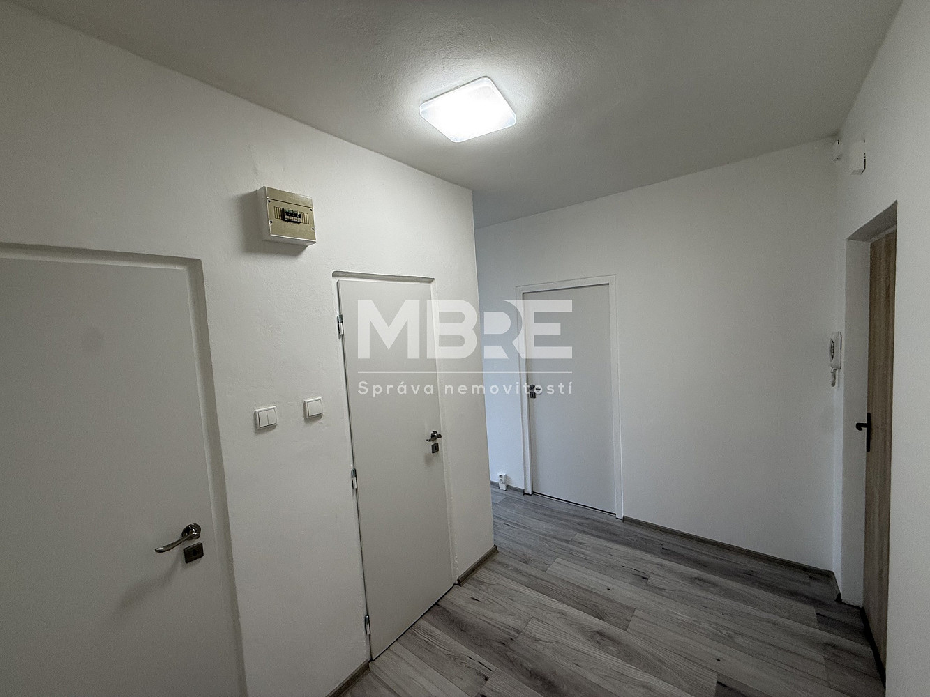 Pronájem bytu 2+1 53 m² — photo 4