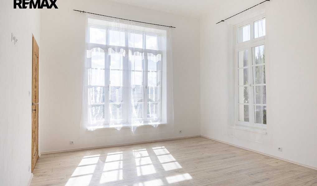 Prodej bytu 1+kk 28 m², Vráž – náhled fotky 5