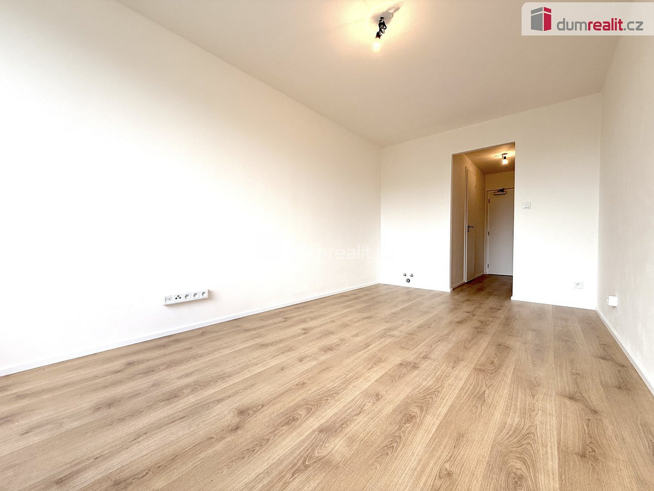 Prodej bytu 1+kk 23 m² — photo 2