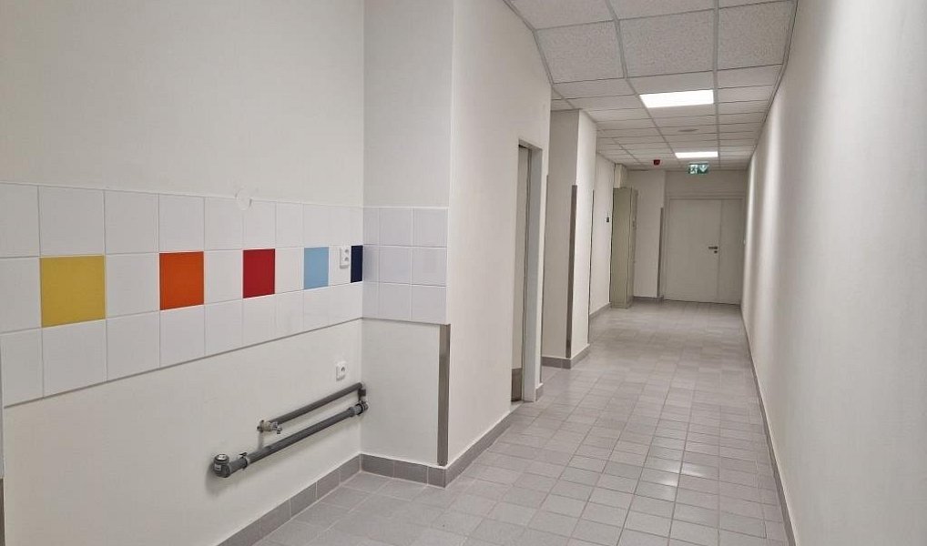Pronájem obchodních prostor 178 m², Šlapanice – náhled fotky 8