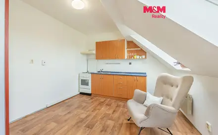Prodej bytu 1+1 45 m², Blatno, okres Louny