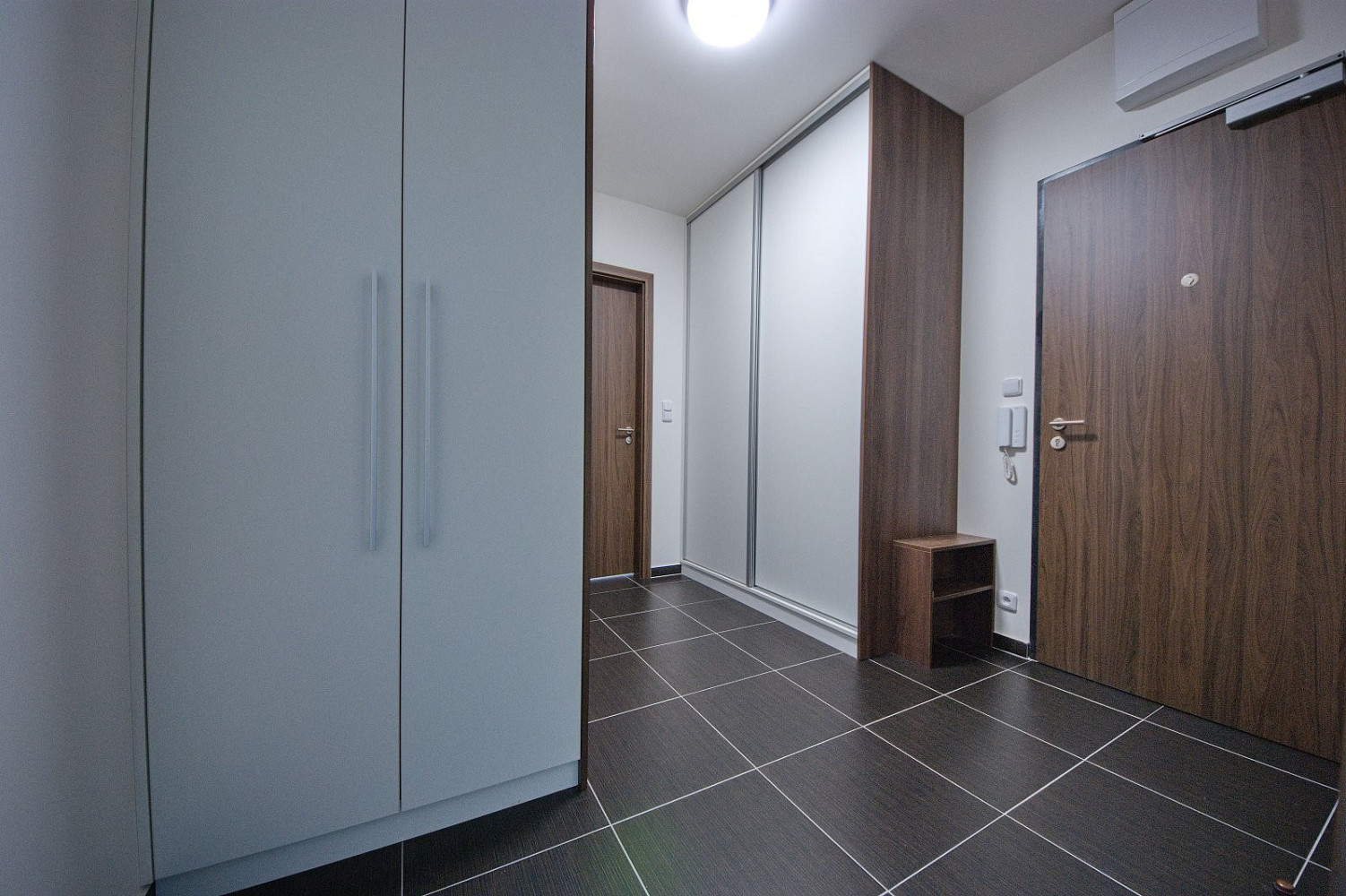 Prodej bytu 2+kk 58 m² – pohled 5