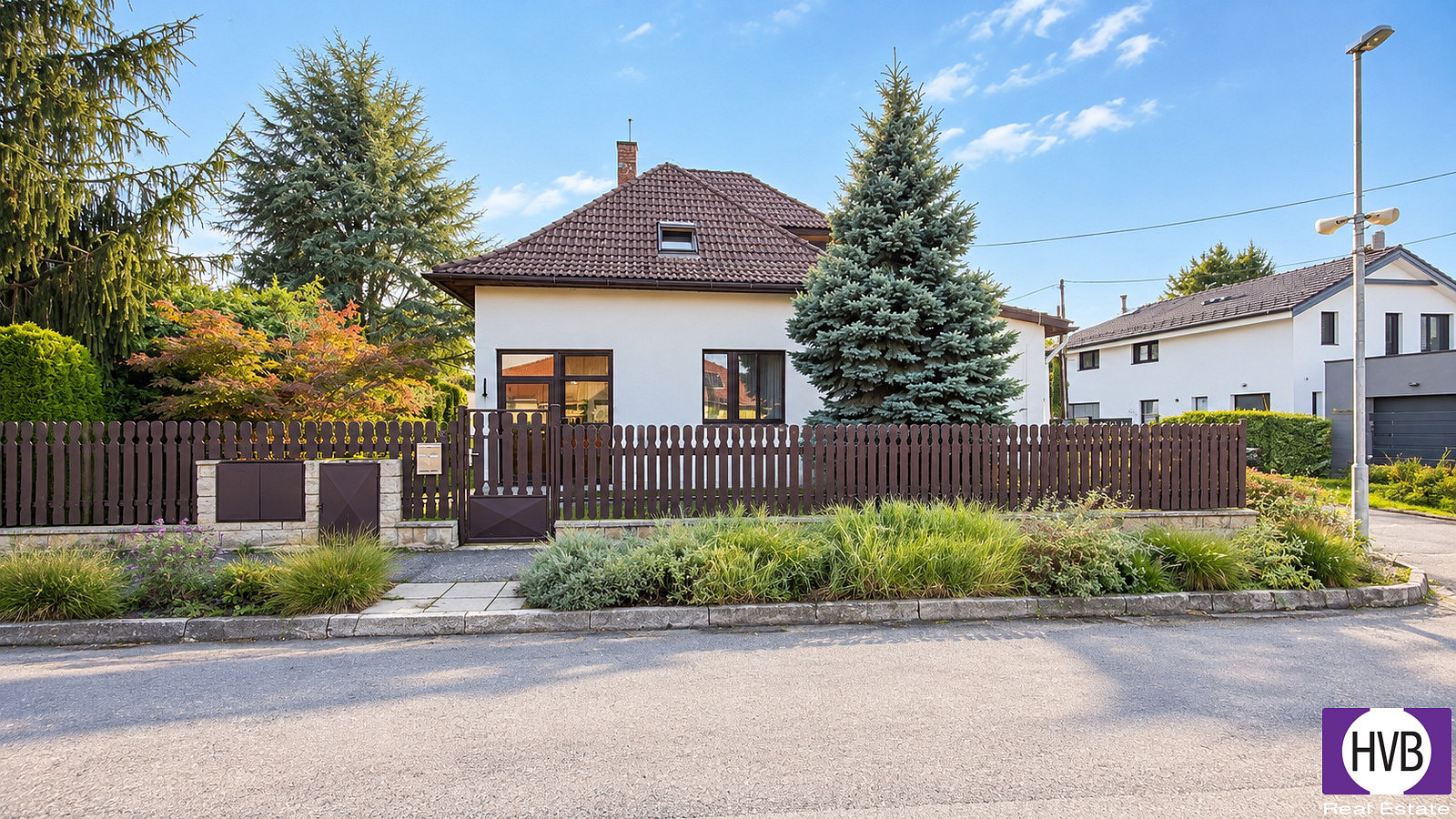 Prodej domu 206 m² s pozemkem 585 m²