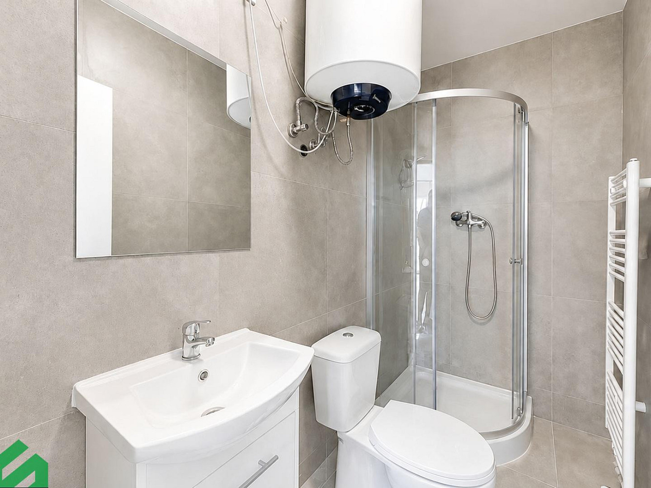 Pronájem pokoje 18 m² – fotografie 2