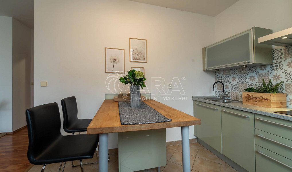 Prodej bytu 2+kk 59 m², Praha – náhled fotky 3
