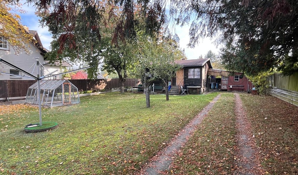 Prodej stavebního pozemku 465 m², Ohrobec – náhled fotky 2