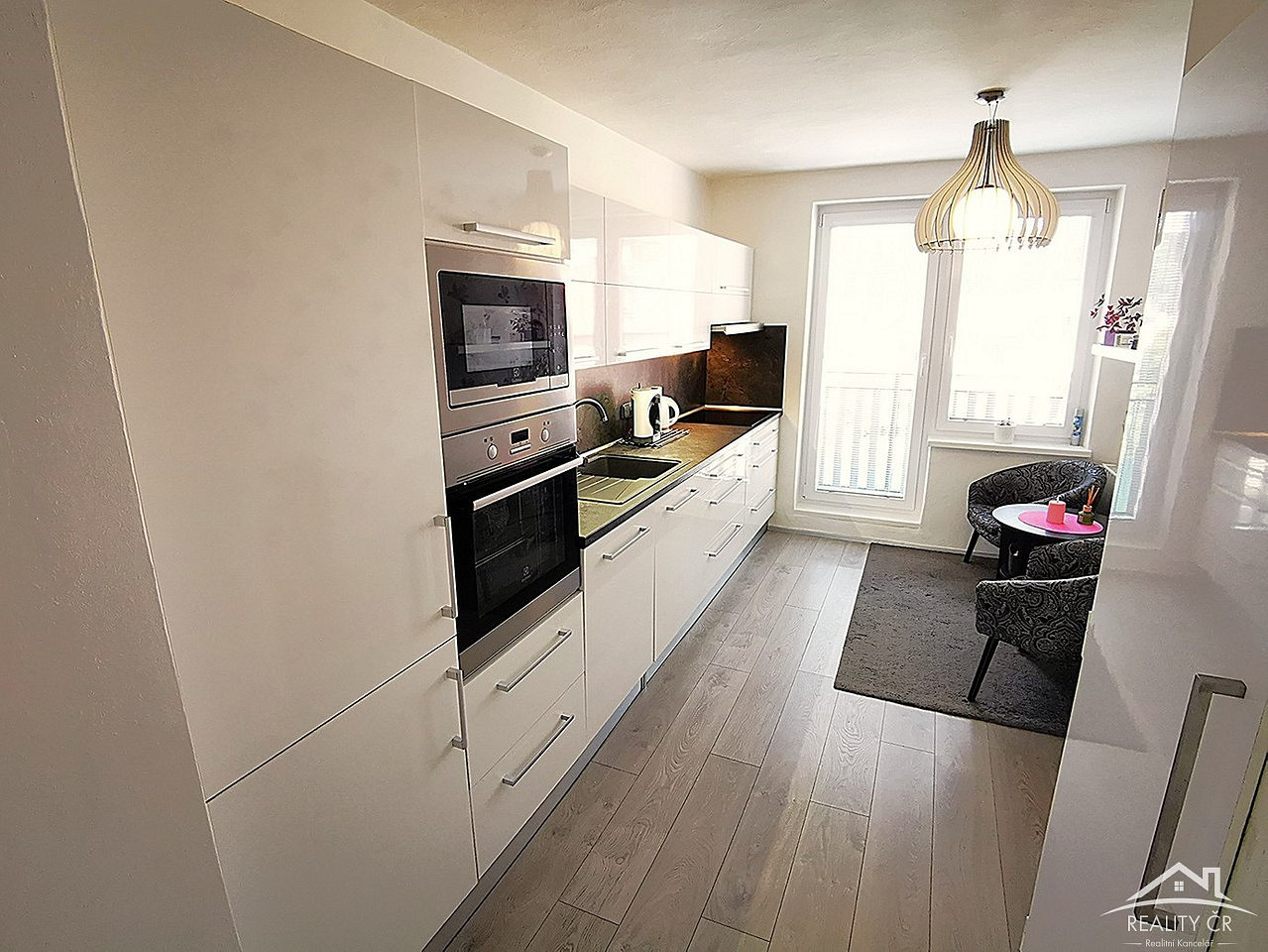 Prodej domu 328 m² s pozemkem 438 m² – fotografie 5