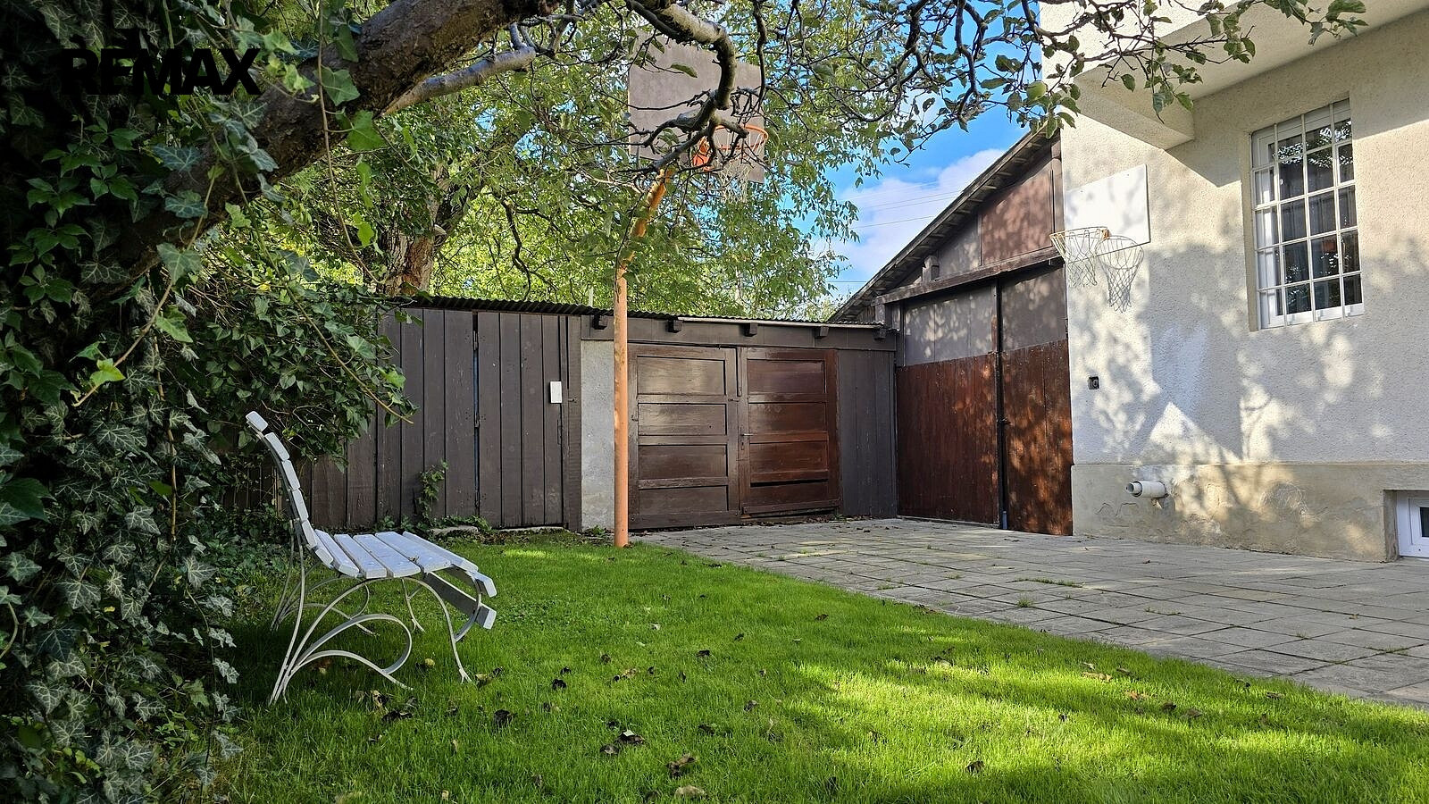 Prodej domu 230 m² s pozemkem 934 m² — photo 2