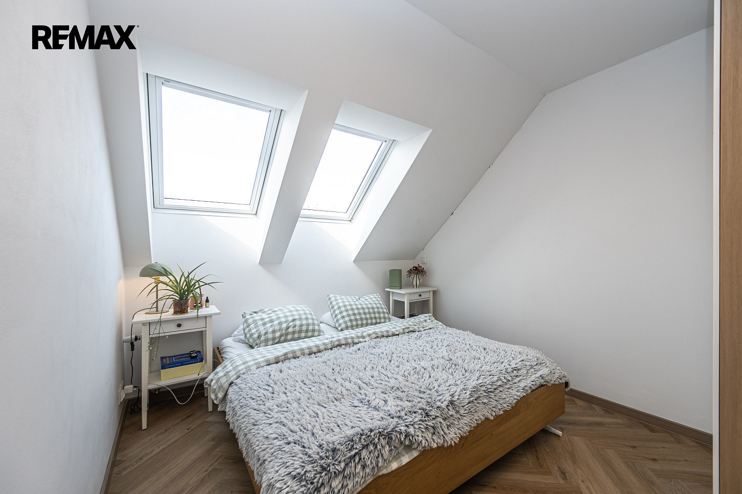 Prodej bytu 2+kk 62 m² – pohled 5