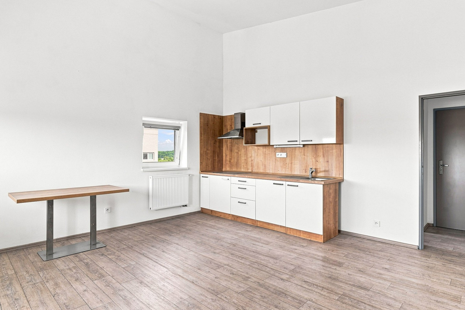 Pronájem kancelářského objektu 1 382 m², Praha - Uhříněves - View 4