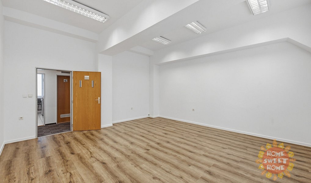 Pronájem kanceláře 28 m², Praha – náhled fotky 2