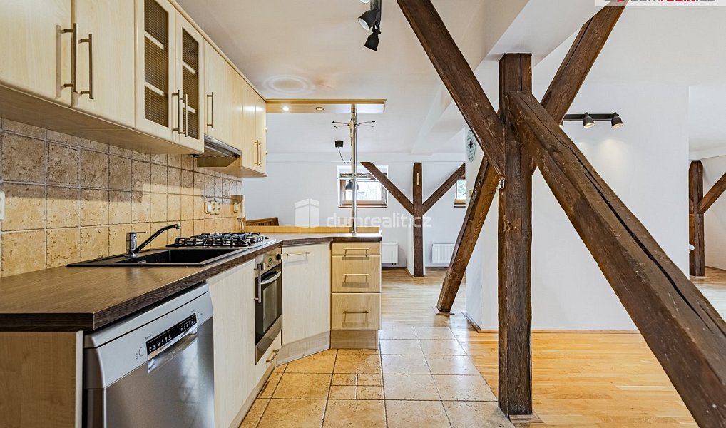 Prodej bytu 3+kk 100 m², Karlovy Vary – náhled fotky 3