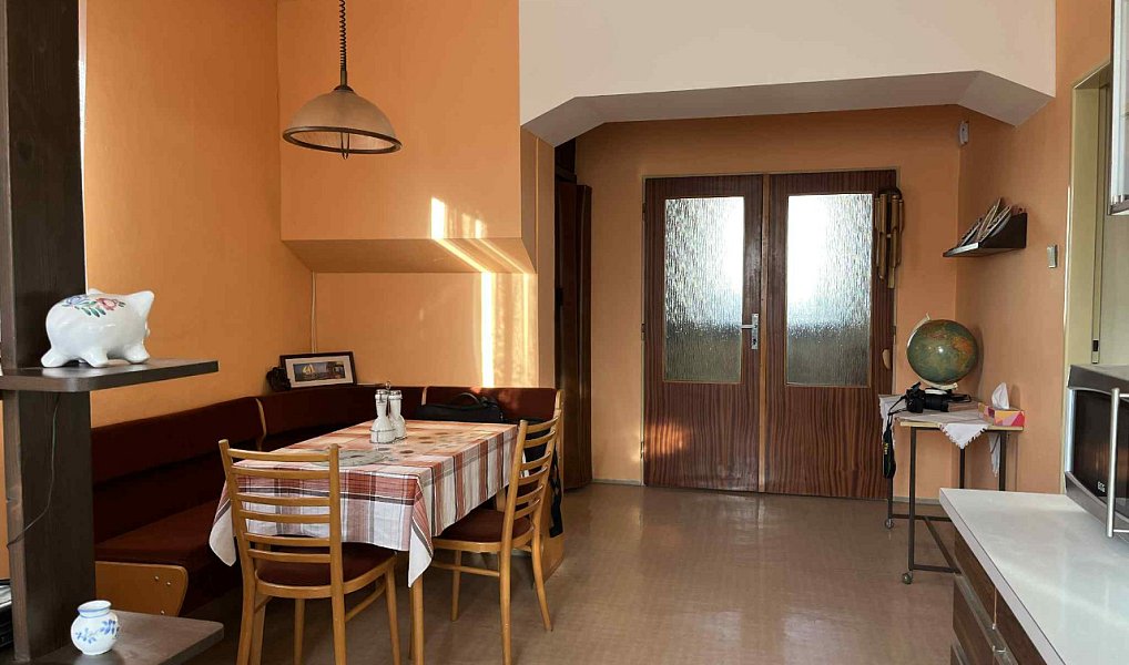 Prodej domu 175 m² s pozemkem 1 035 m², Plumlov – náhled fotky 9