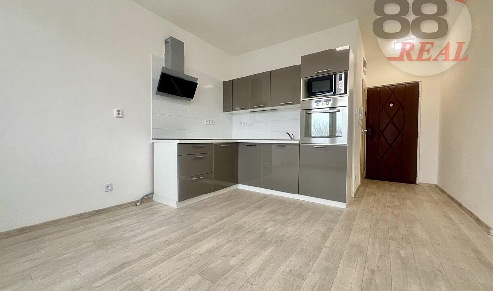 Pronájem bytu 1+1 35 m², Klášterec nad Ohří – náhled fotky 2
