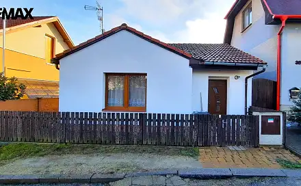 Prodej domu 66 m² s pozemkem 127 m², Petra Bezruče, Slavonice, okres Jindřichův Hradec