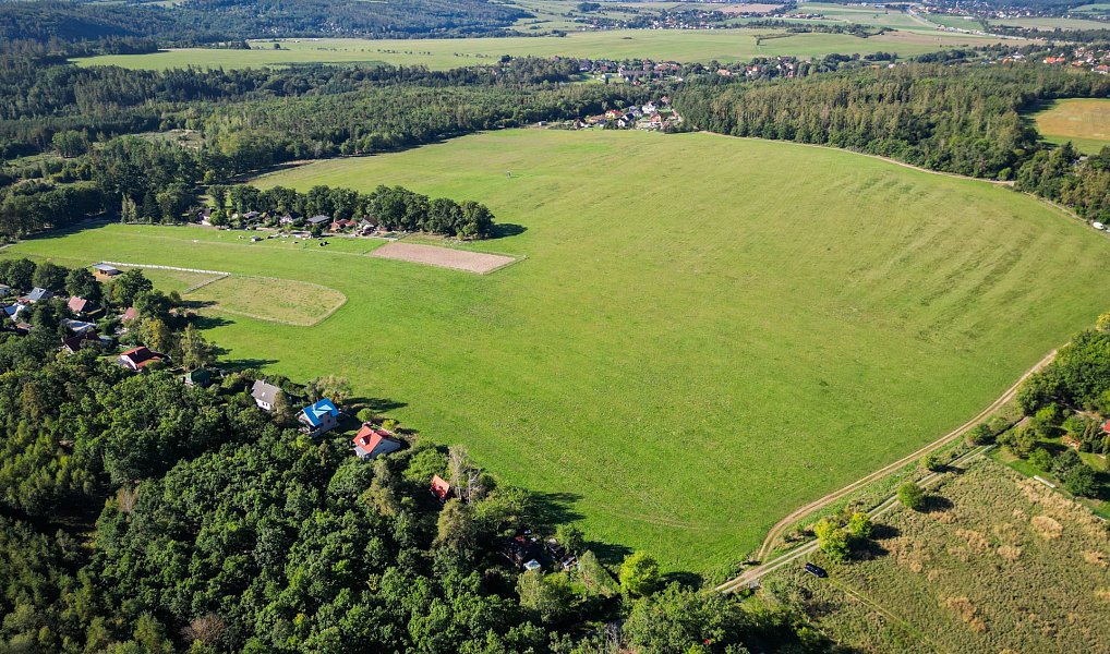 Prodej louky 4 326 m², Klínec – náhled fotky 4
