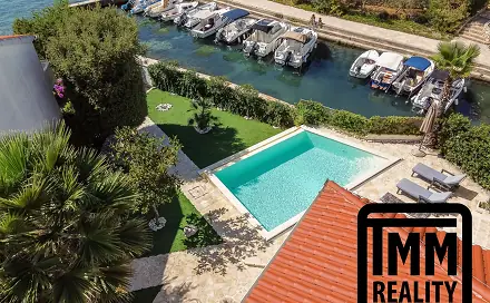 Prodej domu 300 m² s pozemkem 746 m², Petrčane, Chorvatsko