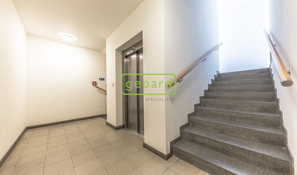 Prodej bytu 2+kk 57 m², Praha – náhled fotky 16