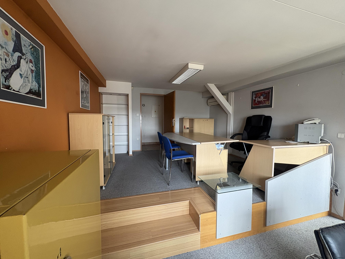 Pronájem kanceláře 59 m² — photo 3