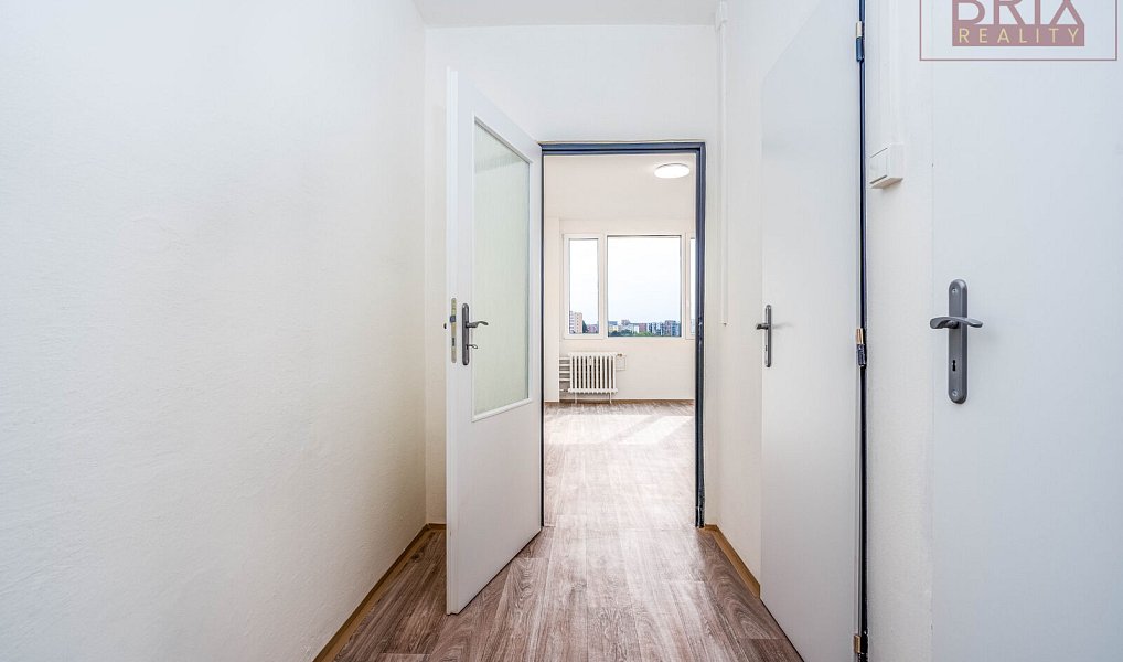 Prodej bytu 1+kk 28 m², Praha – náhled fotky 8