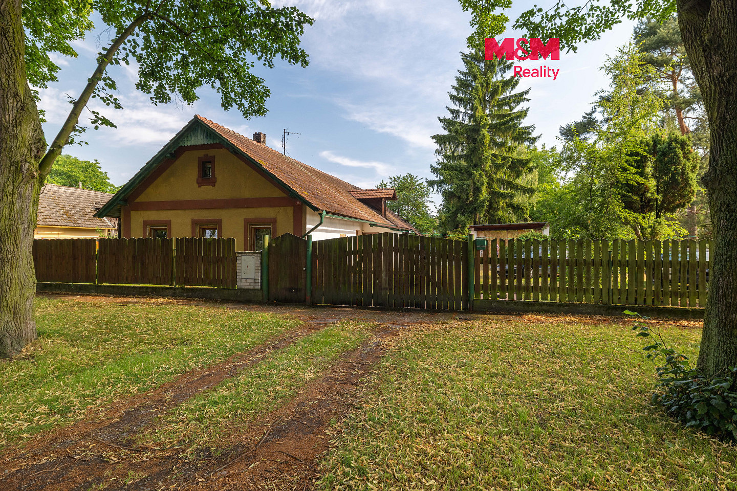 Prodej domu 120 m² s pozemkem 1 740 m²