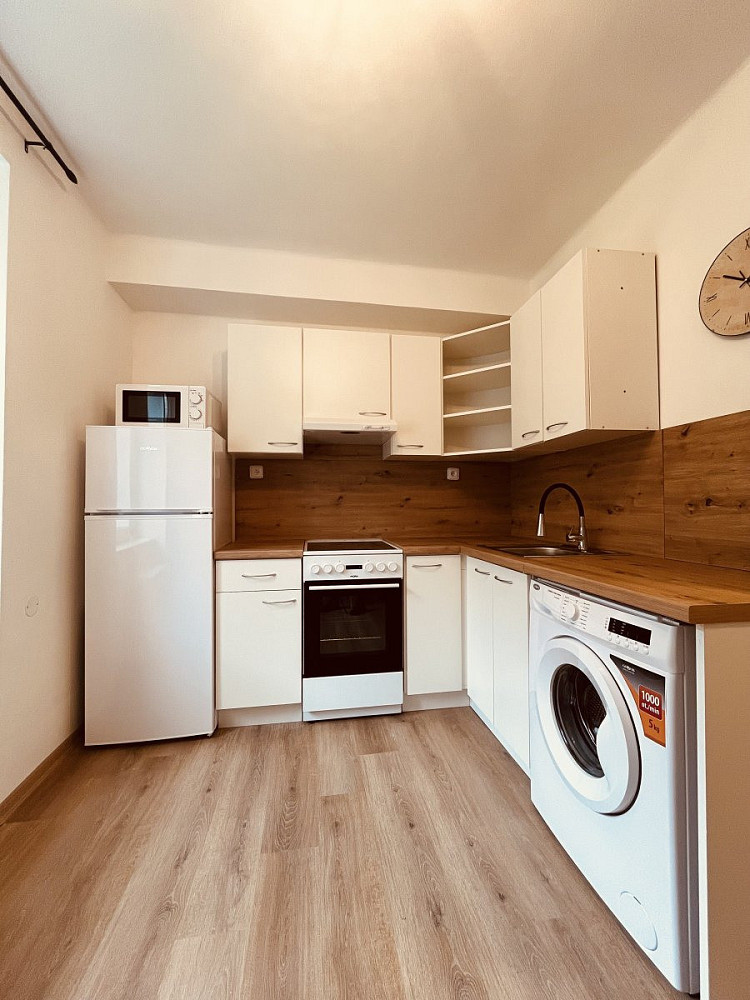 Pronájem bytu 1+1 28 m²
