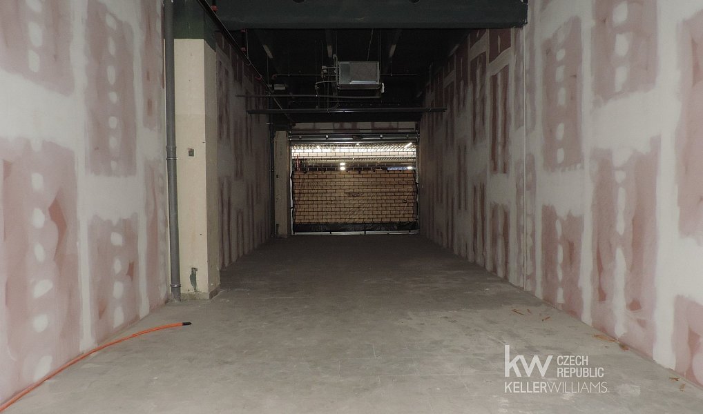 Pronájem obchodních prostor 78 m², Hradec Králové – náhled fotky 2