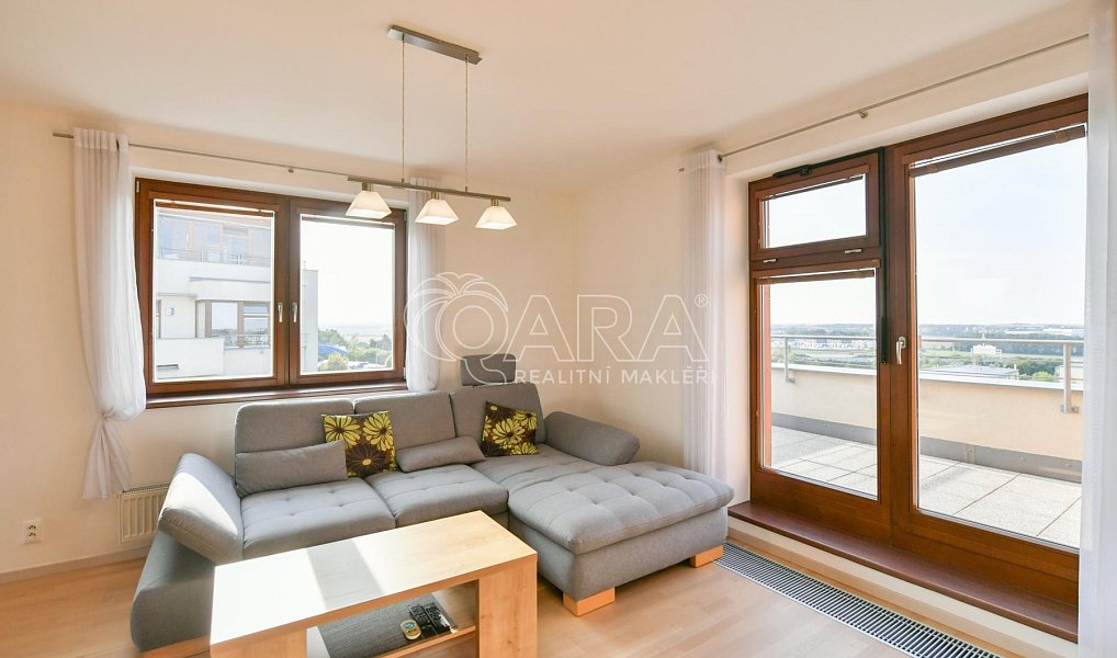 Prodej bytu 2+kk 61 m², Praha – náhled fotky 4