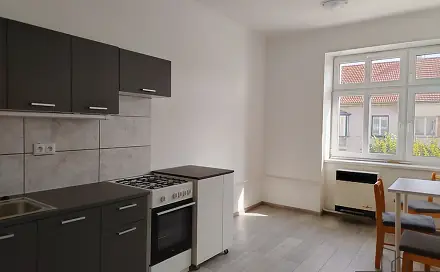 Pronájem bytu 1+1 42 m², Slovenská, Znojmo