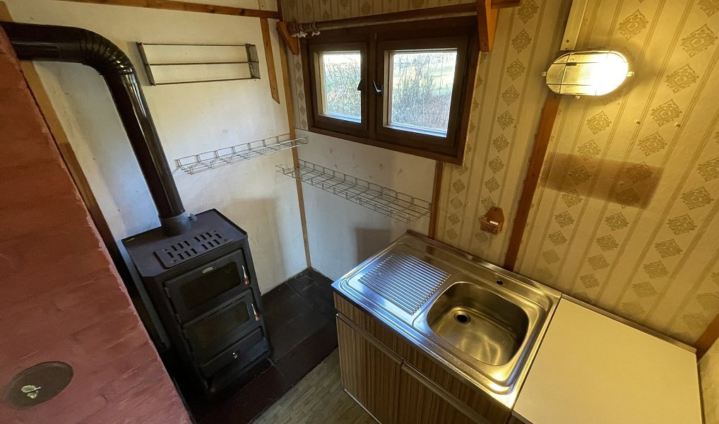 Prodej chaty/chalupy 40 m² s pozemkem 776 m², Křtiny – náhled fotky 4
