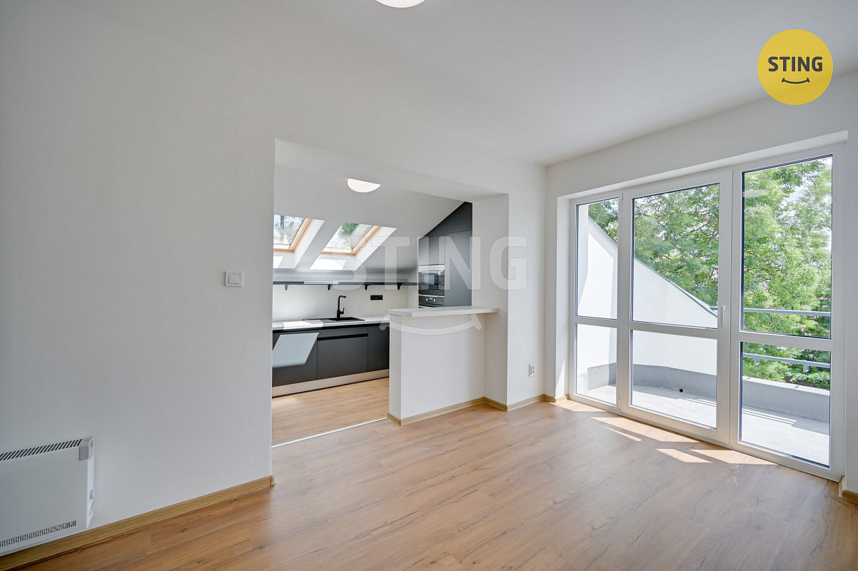 Prodej bytu 4+kk 105 m² — photo 2