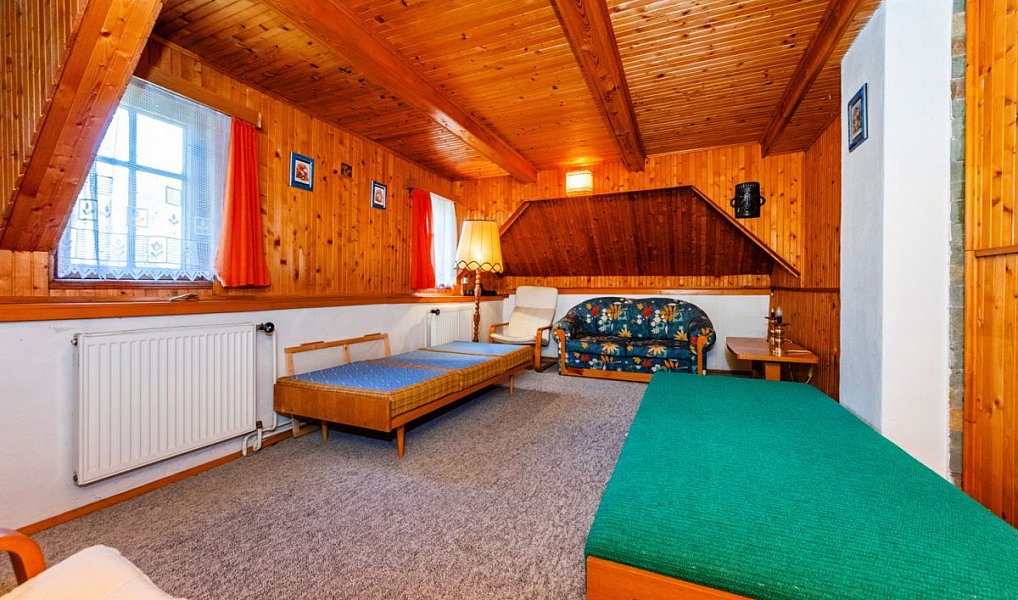 Prodej chalupy 135 m² s pozemkem 741 m², Cvikov – náhled fotky 14