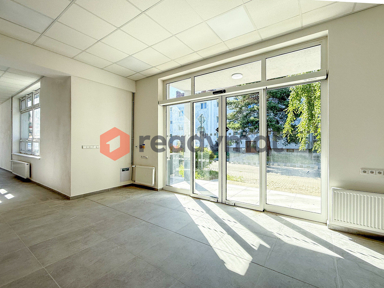 Pronájem obchodních prostor 588 m² — photo 5