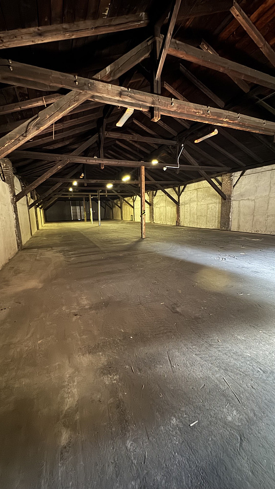 Pronájem skladovacích prostor 550 m²
