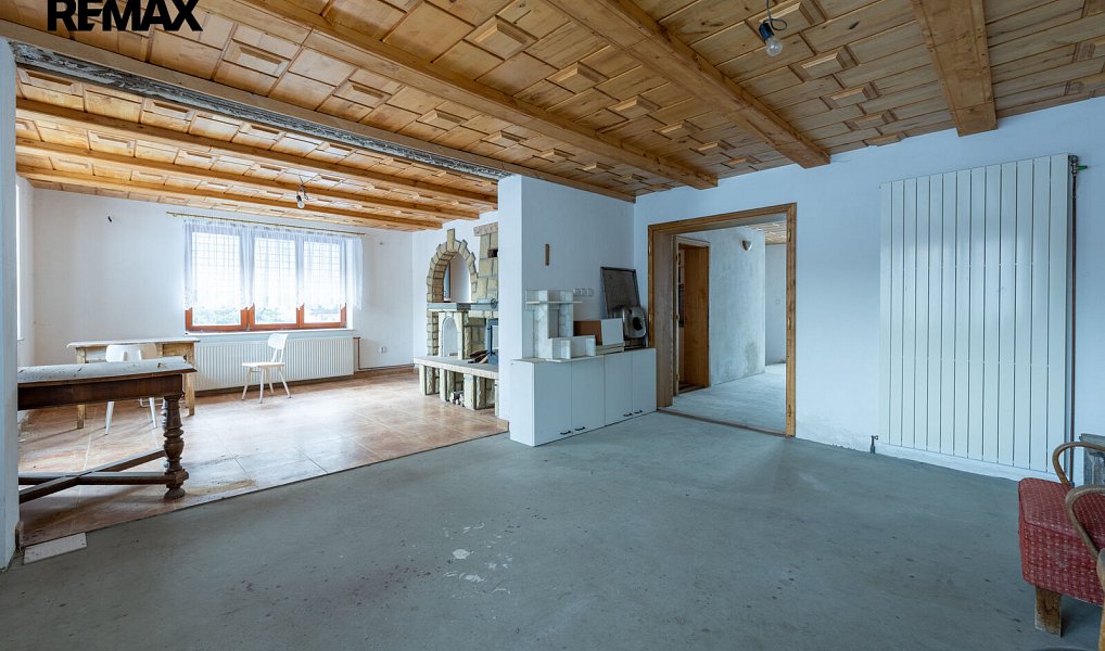 Prodej domu 313 m² s pozemkem 10 000 m², Velké Karlovice – náhled fotky 9