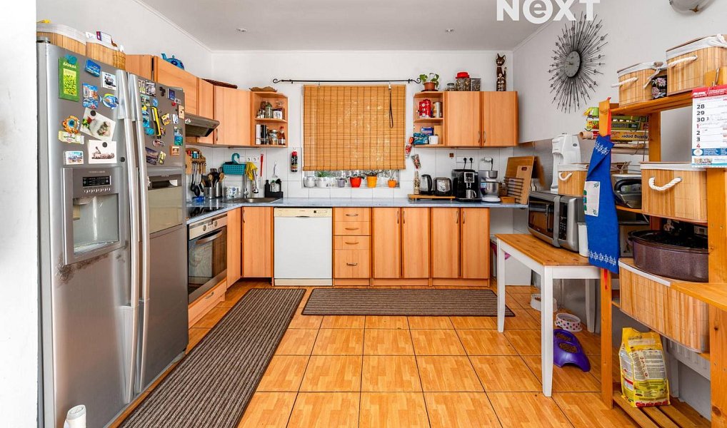 Prodej domu 230 m² s pozemkem 1 203 m², Zvole – náhled fotky 17