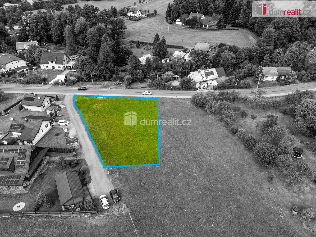 Prodej stavebního pozemku 1 200 m²