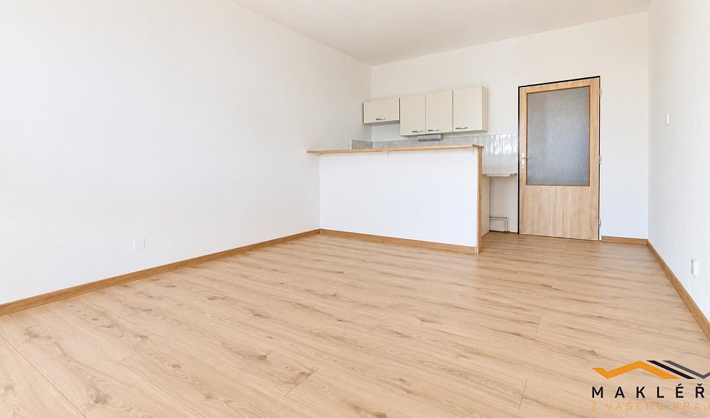 Pronájem bytu 1+kk 23 m², Tábor – náhled fotky 2
