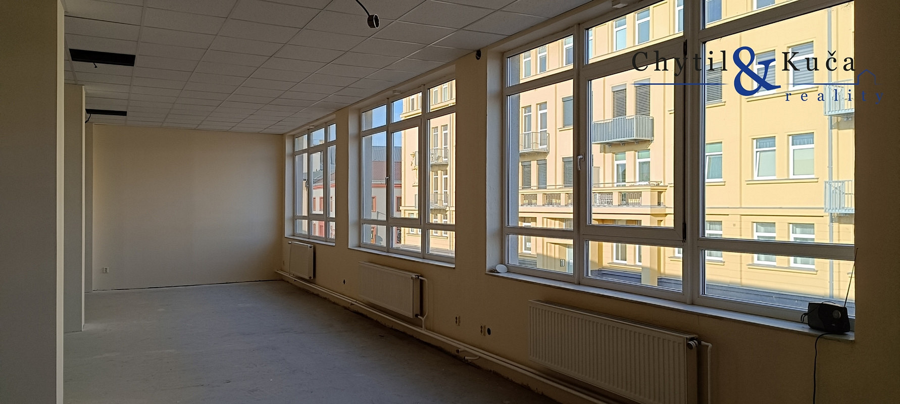 Pronájem obchodních prostor 170 m² – fotografie 4