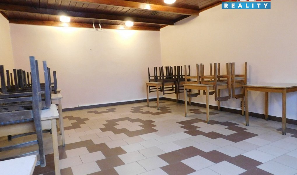 Pronájem restaurace 700 m², Kasejovice – náhled fotky 9